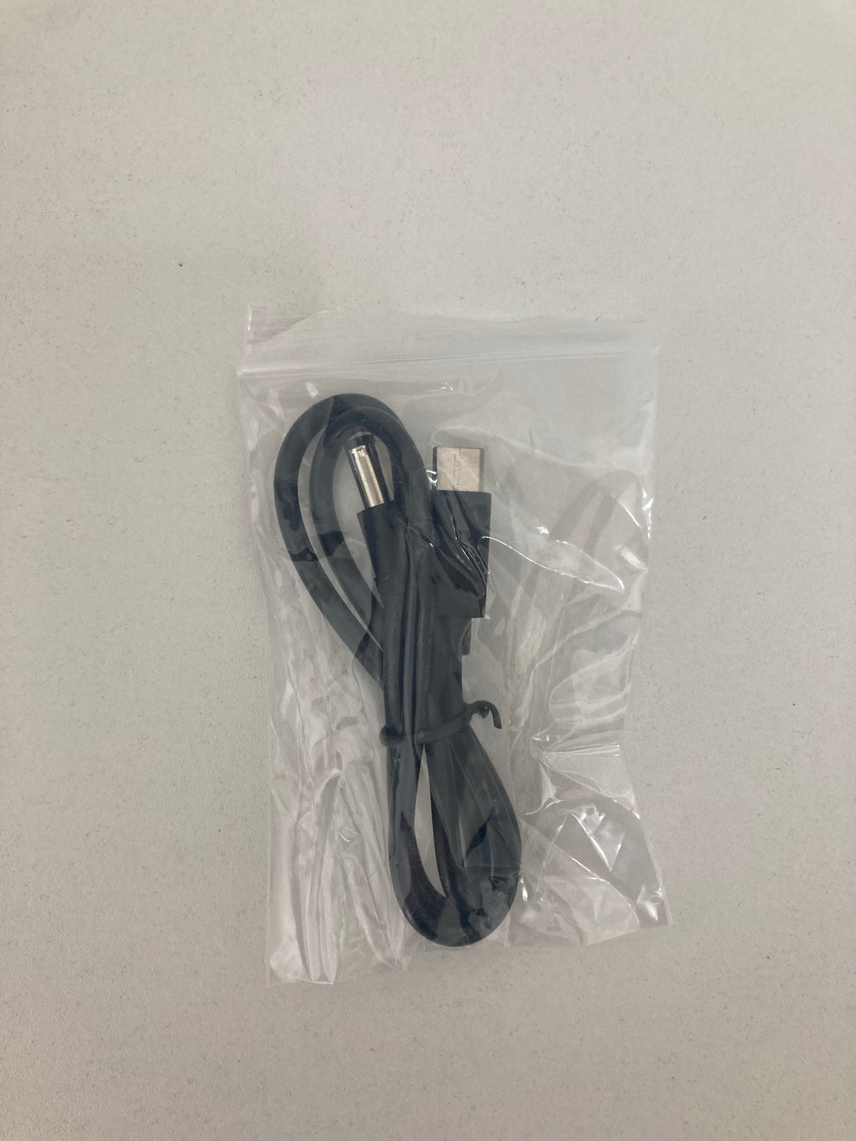 DUB05001 Adapter-Kabel USB-C auf DC Hohlstecker 5.5 mm