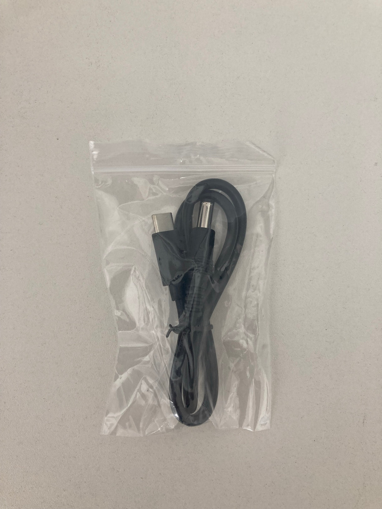 DUB05001 Adapter-Kabel USB-C auf DC Hohlstecker 5.5 mm